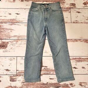 Express Original Straight Super High Rise Jeans Size 4 Regular